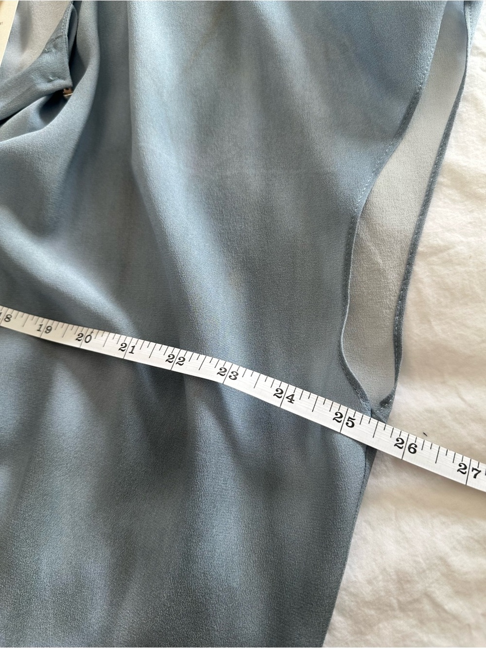 Vince sky blue pleated 100% silk blouse NWT, size large - Picture 10 of 14